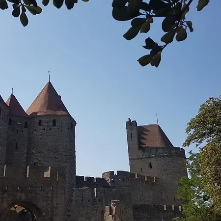 Maison Vue Cite 1 *